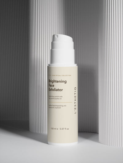 Brightening Face Exfoliator with Kojic Acid