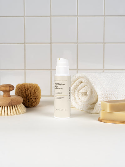Brightening Face Exfoliator with Kojic Acid